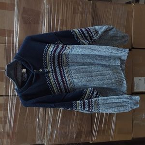 Men's 3 button sweater